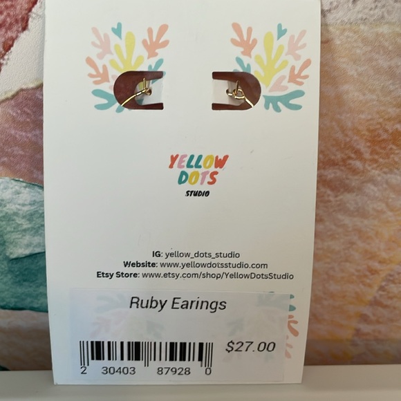 Fashion Earrings - Picture 3 of 8